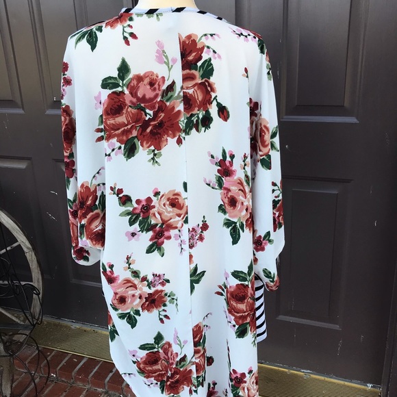 Miss 2 Day Floral Stripe Print Kimono - Picture 5 of 8